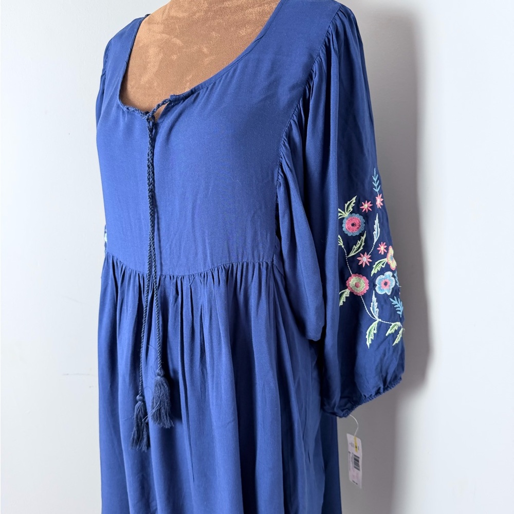 NWT New Directions Navy Dress with Floral Embroidery - Picture 5 of 12